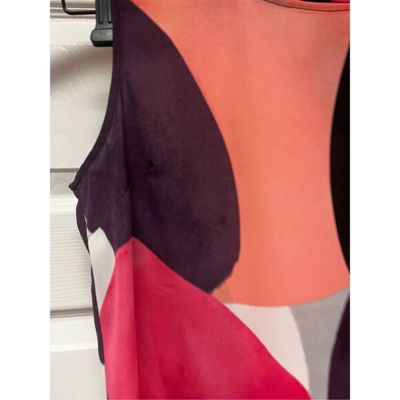 DKNY Pink Purple Black Abstract Roynded Hem Tank Too sz S NWT - Picture 2 of 7